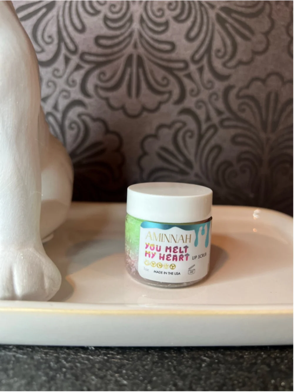 Aminnah You Melt My Heart Lip Scrub